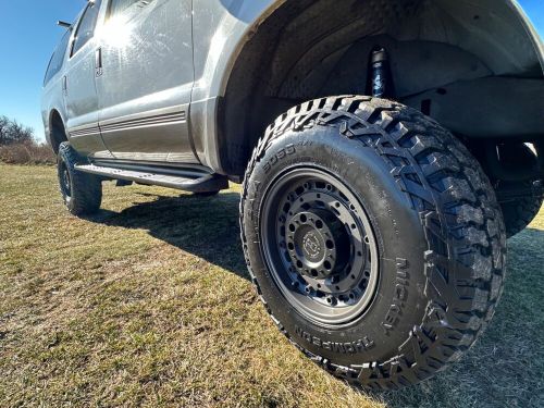 2002 ford excursion xlt