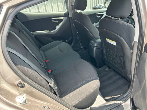 2016 hyundai elantra gls/se/