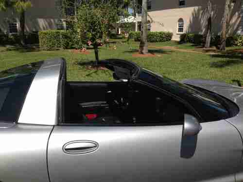 very clean low milage 2004 silver Corvette, US $25,995.00, image 4