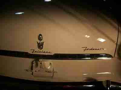 1955 Crown Victoria V8 Automatic A/C Power Steering Mary Kay Car Pink and White, image 2