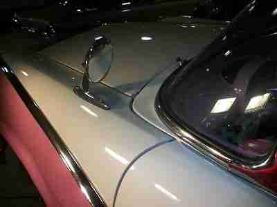 1955 Crown Victoria V8 Automatic A/C Power Steering Mary Kay Car Pink and White, image 6