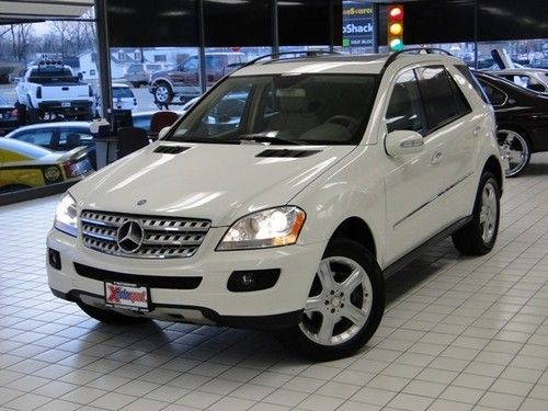 Ml320 cd! navigation! rear tv-dvd entertainment! back up cam! carfax certified!