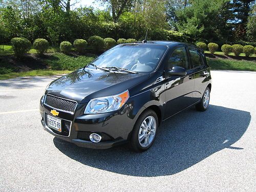 2009 chevrolet aveo 5 2lt, black granite metallic - never driven in winter