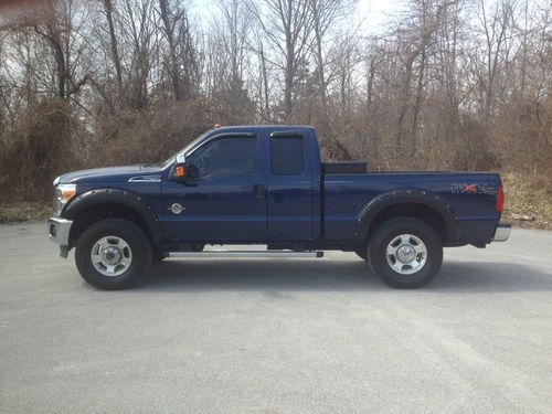 2011 f-250 fx-4 super cab diesel super clean