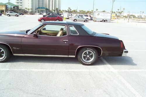 Awsome 1977 pontiac grand prix