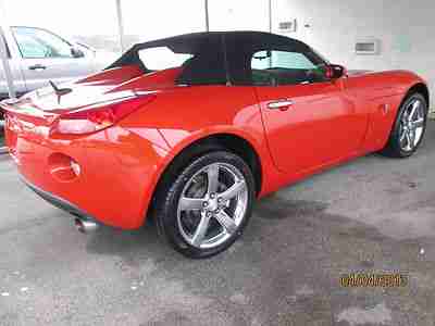 WE FINANCE/TRADE LOW MILES EXTRA CLEAN LEATHER CONVERTIBLE AUTO CLEAN HISTORY, image 13