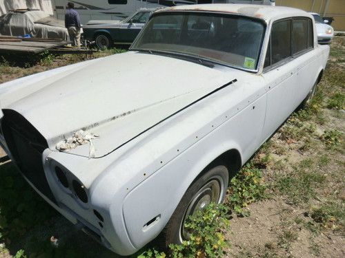 1976 rolls royce silver shadow lwb