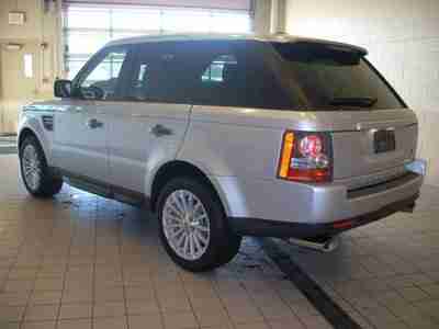 ONE OWNER NON SMOKER 5.0 L V8 LOW MILES LOW RESERVE, image 3