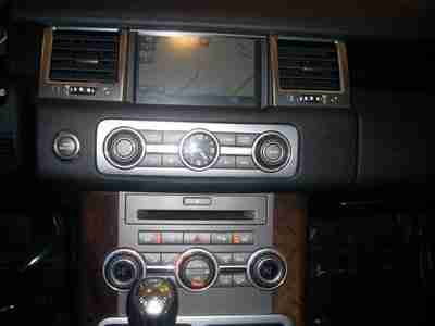 ONE OWNER NON SMOKER 5.0 L V8 LOW MILES LOW RESERVE, image 20