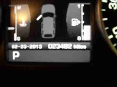 ONE OWNER NON SMOKER 5.0 L V8 LOW MILES LOW RESERVE, image 21