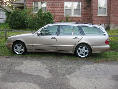 2000 mercedes-benz e320 4matic wagon 4-door 3.2l 7 seater