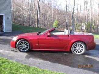 2006 cadillac v-series xlr-v convertible, navigation, low mileage!