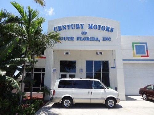 2001 gmc safari passenger van 1 owner low mileage clean carfax third row seat