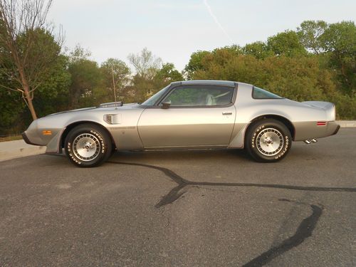 1979 silver anniversary pontiac trans am