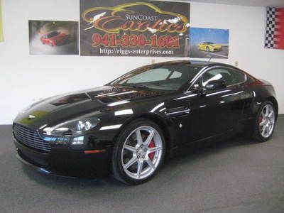 Very sharp, 6 speed v8 vantage w/only 19k miles!  navi, park assist, blutooth.