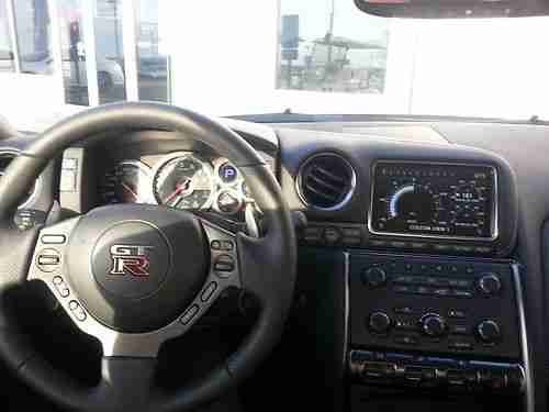 2014 Nissan GTR Premium: Super Silver/ Black, US $98,479.00, image 10