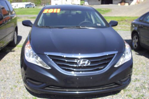 2011 hyundai sonata gls sedan 4-door 2.4l