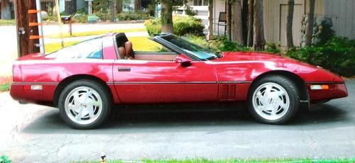 1989 chevrolet corvette base hatchback 2-door 5.7l