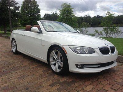 2011 bmw 328i convertible**premium &amp; sport packages**comfort access**one owner**