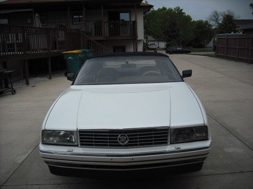 1990 Cadillac Allante Base Convertible 2-Door 4.5L, image 2
