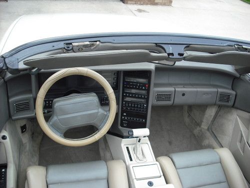 1990 Cadillac Allante Base Convertible 2-Door 4.5L, image 11