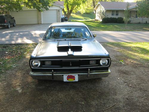 1974 plymouth duster base coupe 2-door 3.7l