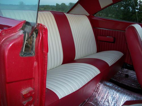 1968 Plymouth GTX 440 4-SPEED DANA REAR RED ON RED Driver, image 8