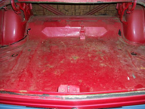 1968 Plymouth GTX 440 4-SPEED DANA REAR RED ON RED Driver, image 13