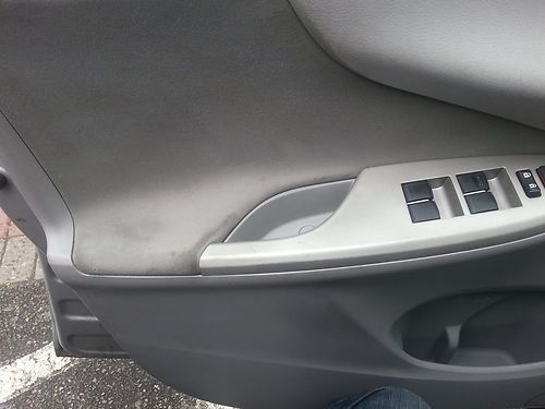 2010 TOYOTA COROLLA LE SEDAN AUTO CRUISE CONTROL 34K MILES, image 16