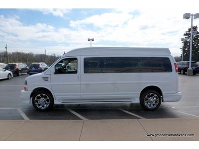 Southern Comfort 9 Passenger Conversion Van - 31