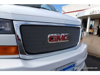 Southern Comfort 9 Passenger Conversion Van - 31