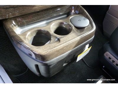 Southern Comfort 9 Passenger Conversion Van - 31