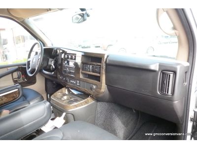 Southern Comfort 9 Passenger Conversion Van - 31