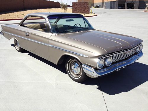 1961 chevrolet bel air  2-door