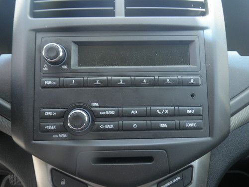 2012 Chevrolet Sonic: NO RESERVE, image 7