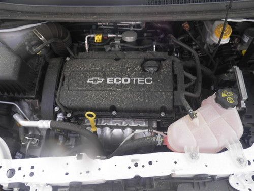 2012 Chevrolet Sonic: NO RESERVE, image 9