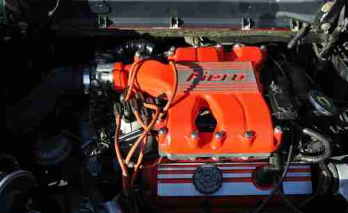 MINT CONDITION COLLECTIBLE FIERO GT, image 9