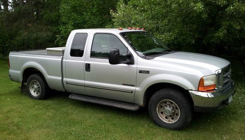 2000 ford  f250  strong 7.3 liter diesel super duty extended cab 2wd w tool box