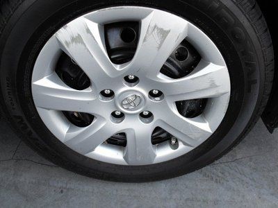 LE 2.5L CD Front Wheel Drive Power Steering 4-Wheel Disc Brakes Brake Assist A/C, image 32