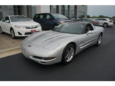 Base Coupe 5.7L CD 6 Speakers AM/FM radio ETR AM/FM Stereo w/CD/Seek & Scan, image 2