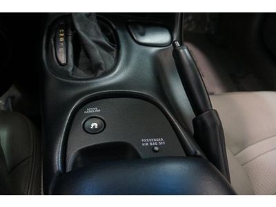 Base Coupe 5.7L CD 6 Speakers AM/FM radio ETR AM/FM Stereo w/CD/Seek & Scan, image 36