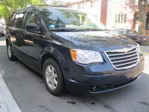 2008 chrysler town&amp;country touring stowngo.