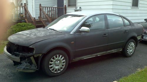 1999 volkswagen passat gls sedan 4-door 1.8l manual 5 speed