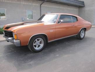 1972 chevrolet chevelle malibu 2 door coupe hard top v8 automatic aluminum wheel