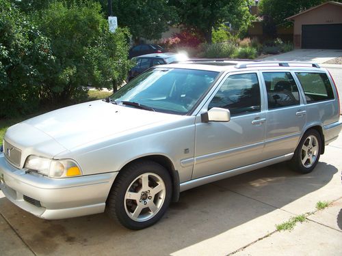 2000 volvo v70 r awd wagon 4-door 2.4l great shape no reserve