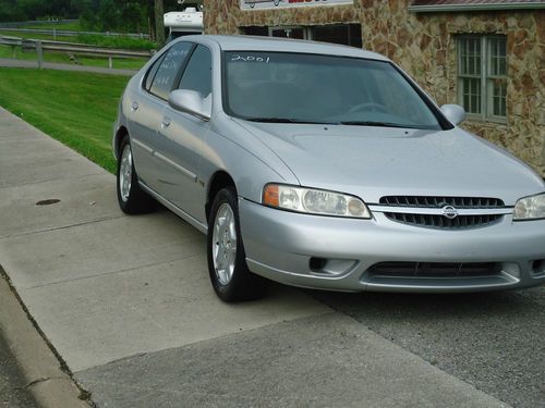 2001 Nissan Altima GXE Sedan 4-Door 2.4L, US $3,700.00, image 2