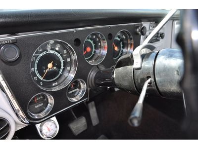 1972 Chevrolet Cheyenne C-10 Shortbed Fleetside resto mod, image 25