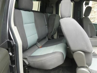 5.6L CD 4 wheel disc brakes ABS brakes AM/FM radio Air conditioning Skid plates, image 10