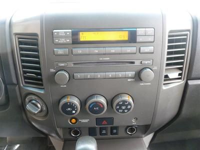 5.6L CD 4 wheel disc brakes ABS brakes AM/FM radio Air conditioning Skid plates, image 14