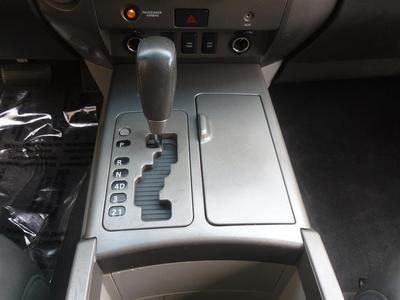 5.6L CD 4 wheel disc brakes ABS brakes AM/FM radio Air conditioning Skid plates, image 15